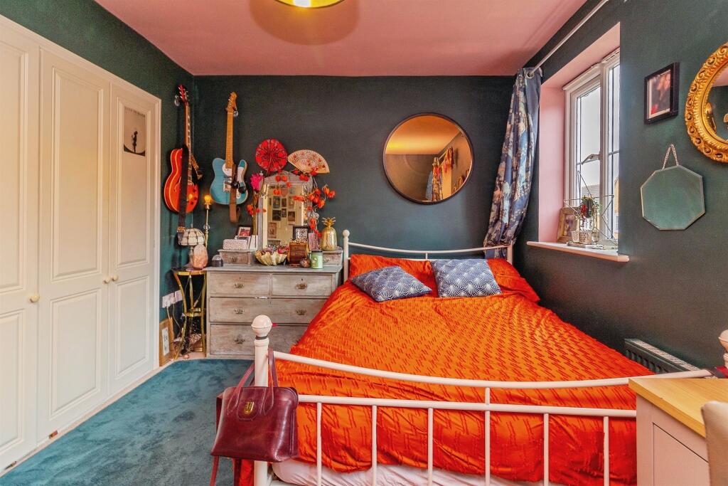House in Luton - More