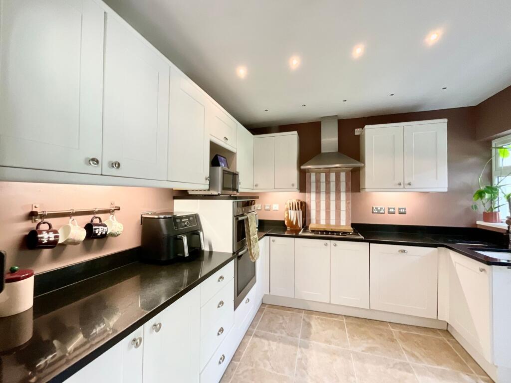 House in Stoke-on-Trent - View 5