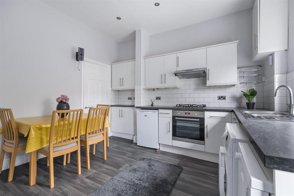 House in Sheffield, Lower Walkley, Hillsborough - View 3