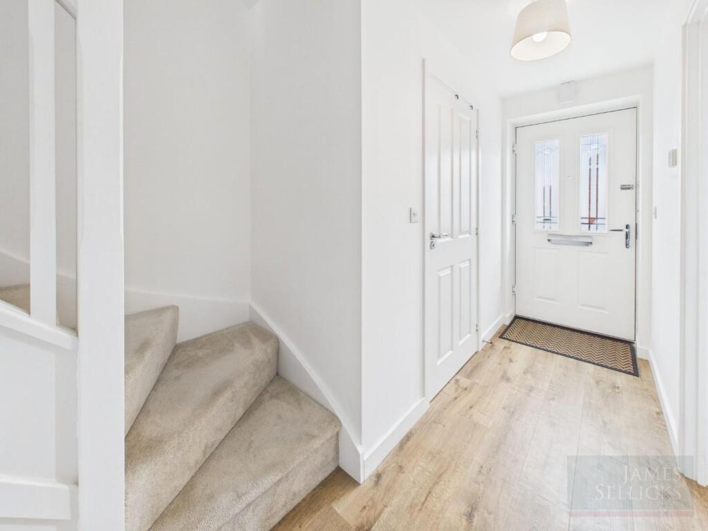 House in Harborough, Great Glen - View 4