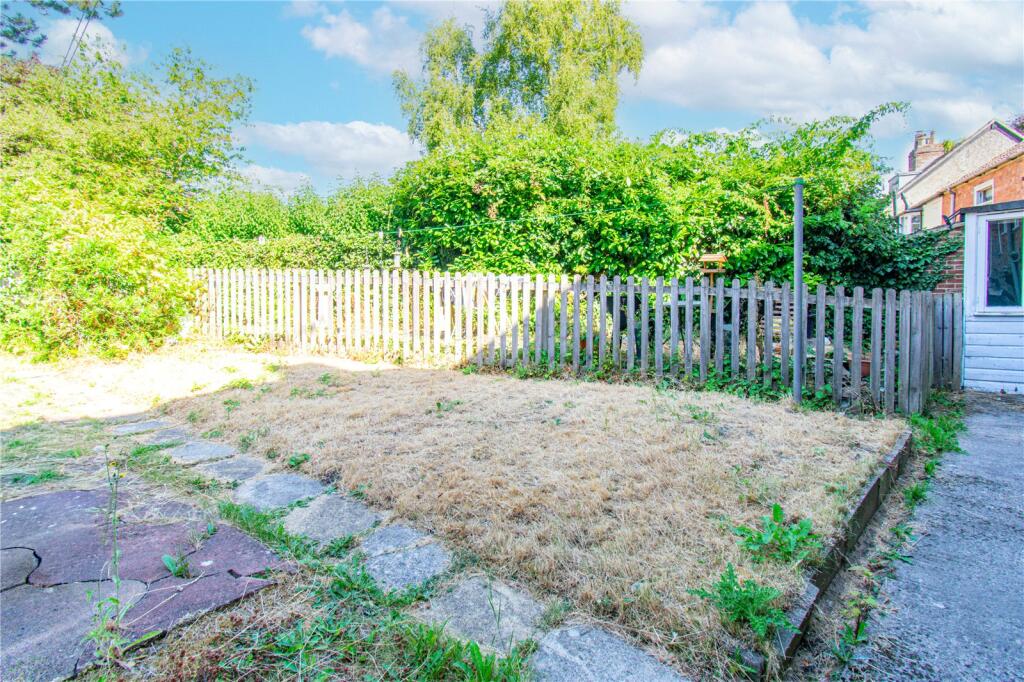 House in Devizes, Wiltshire - View 3