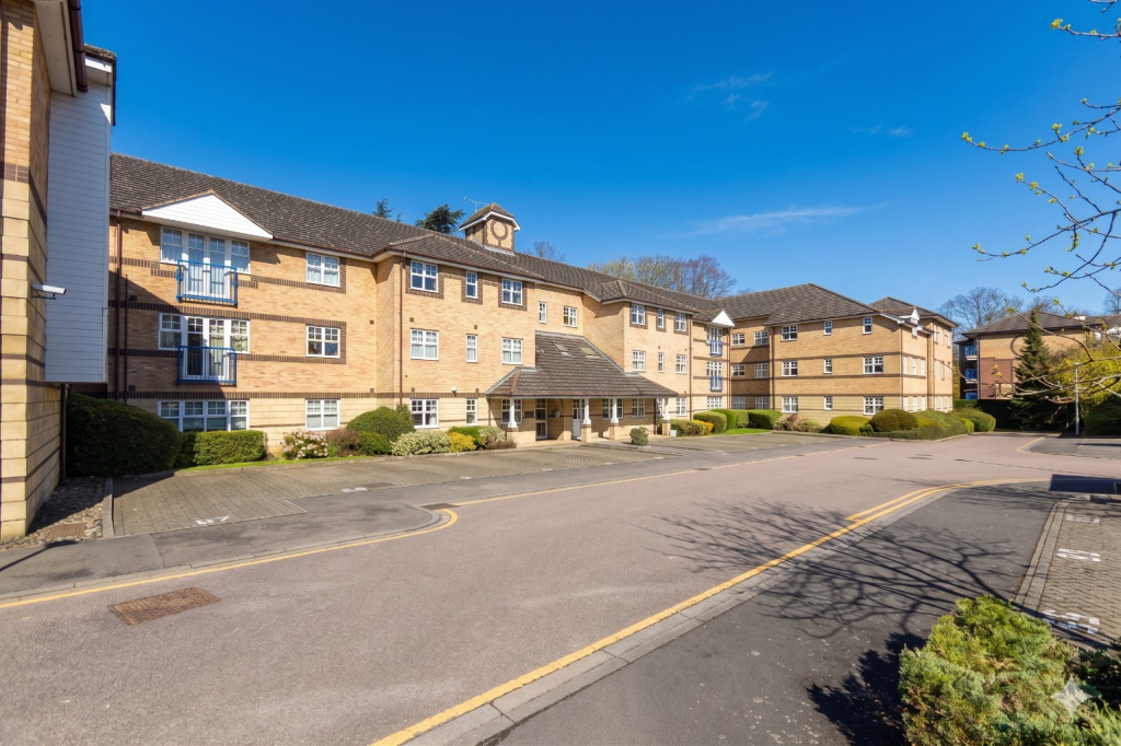 Main image of property: Barons Court, Earls Meade, Luton, Bedfordshire, LU2 7EY