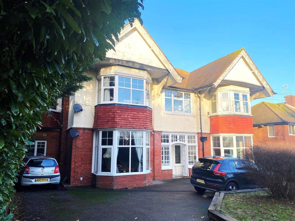 Main image of property: De La Warr Road, Bexhill-On-Sea