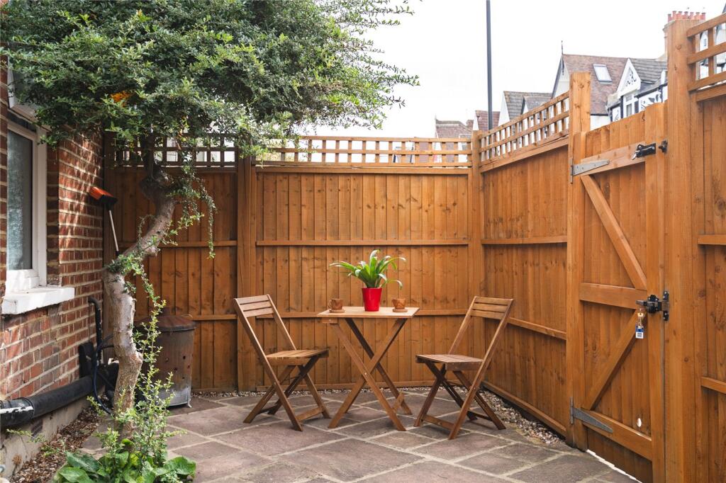 Property photo 11