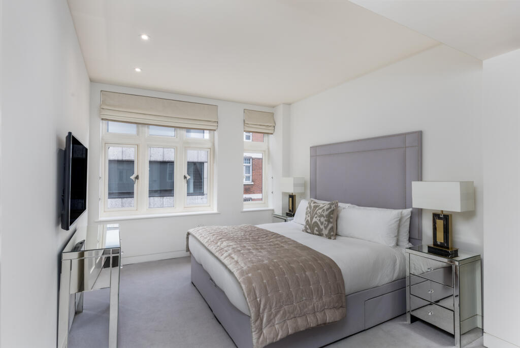 Apartment in London, East Marylebone, Mayfair - More