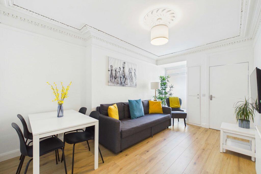 Main image of property: 24 Bathfield, Leith, Edinburgh, EH6 4EB
