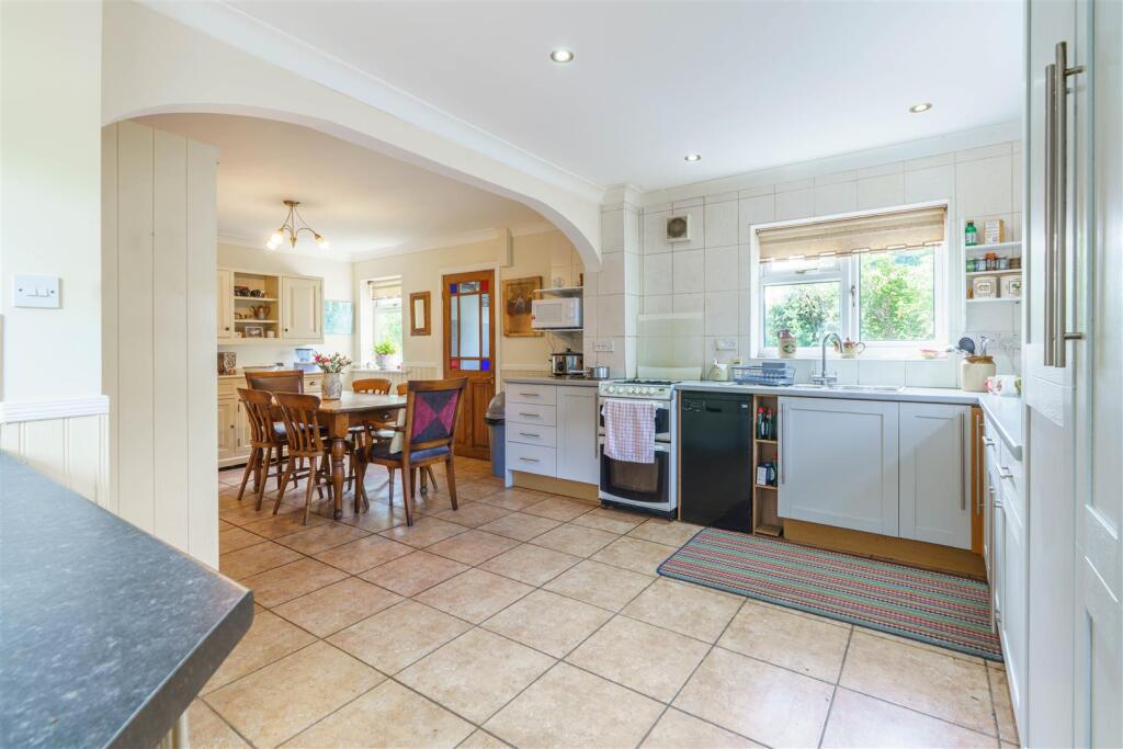Castle Hill, Haltwhistle, NE49 photo 4