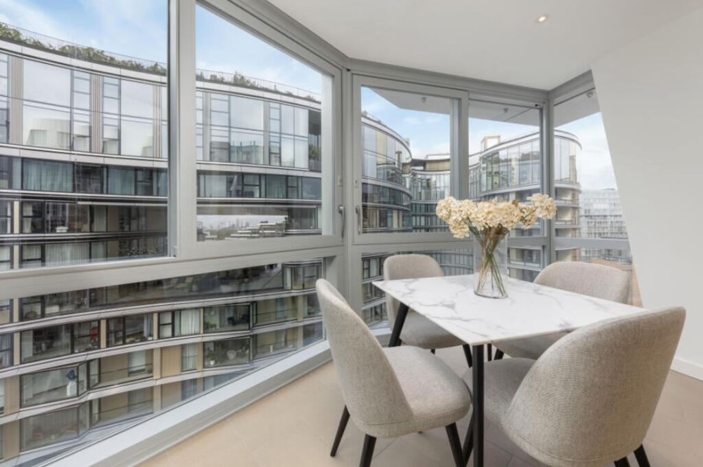 Wilshire House, 2 Prospect Way, London, London, SW11 photo 4