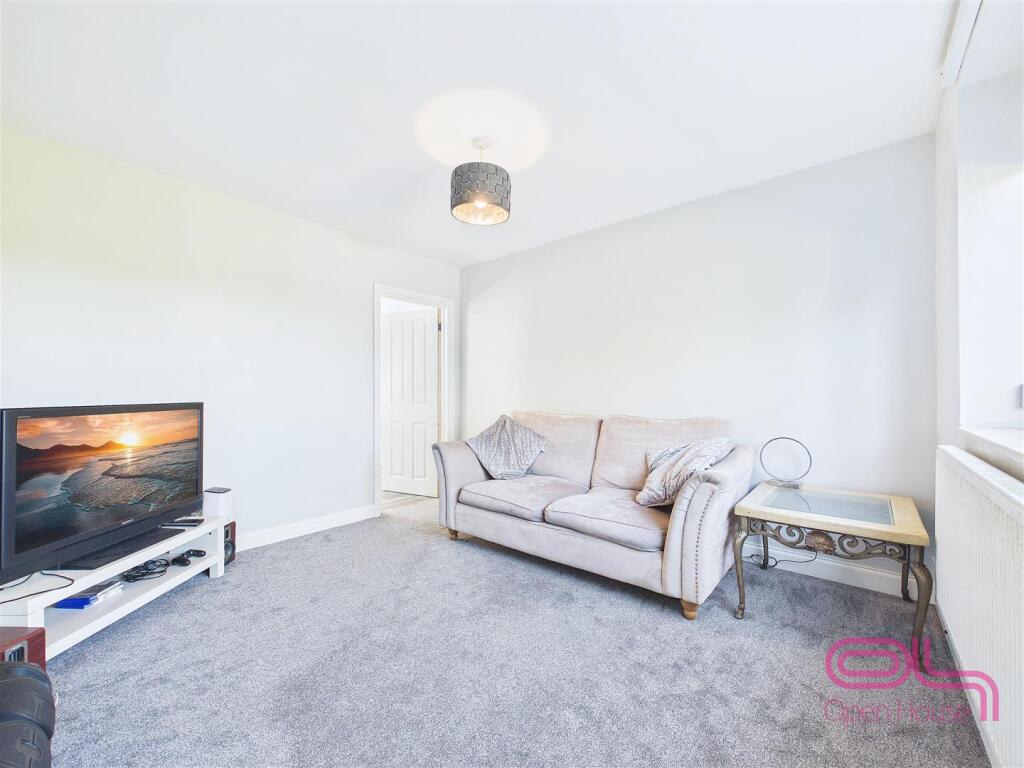 Hawfield Lane, Burton-On-Trent - More