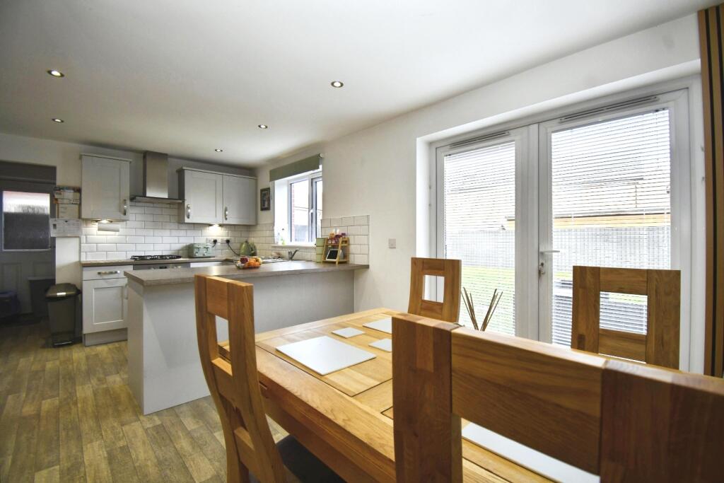 House in Hull, Kingswood - View 4