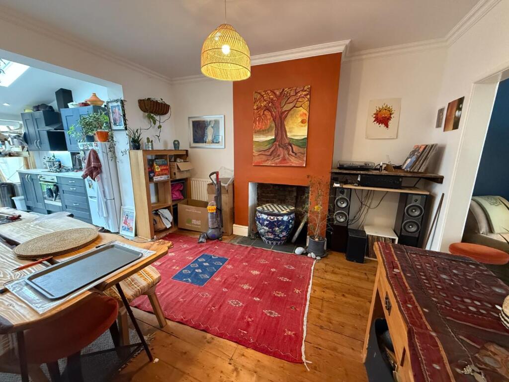 House in Bristol - More