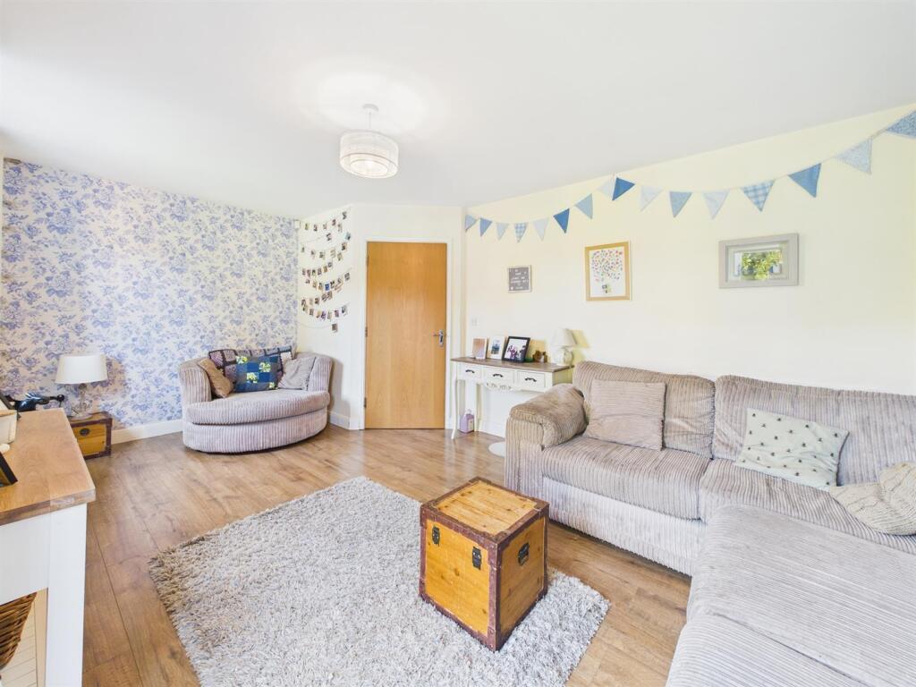 House in Gloucester, Gloucestershire - View 2