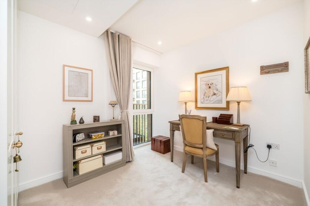 Apartment in London - More