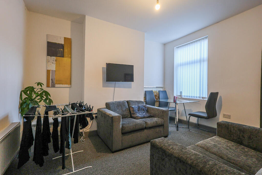 House in Crewe - View 5