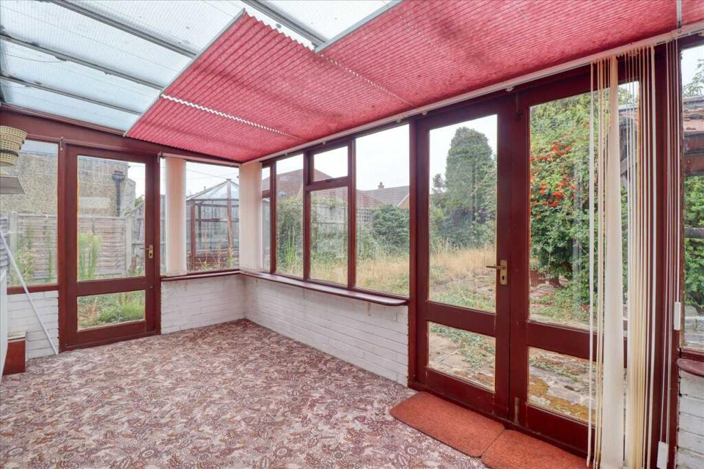 House in Point Clear, St. Osyth - View 4