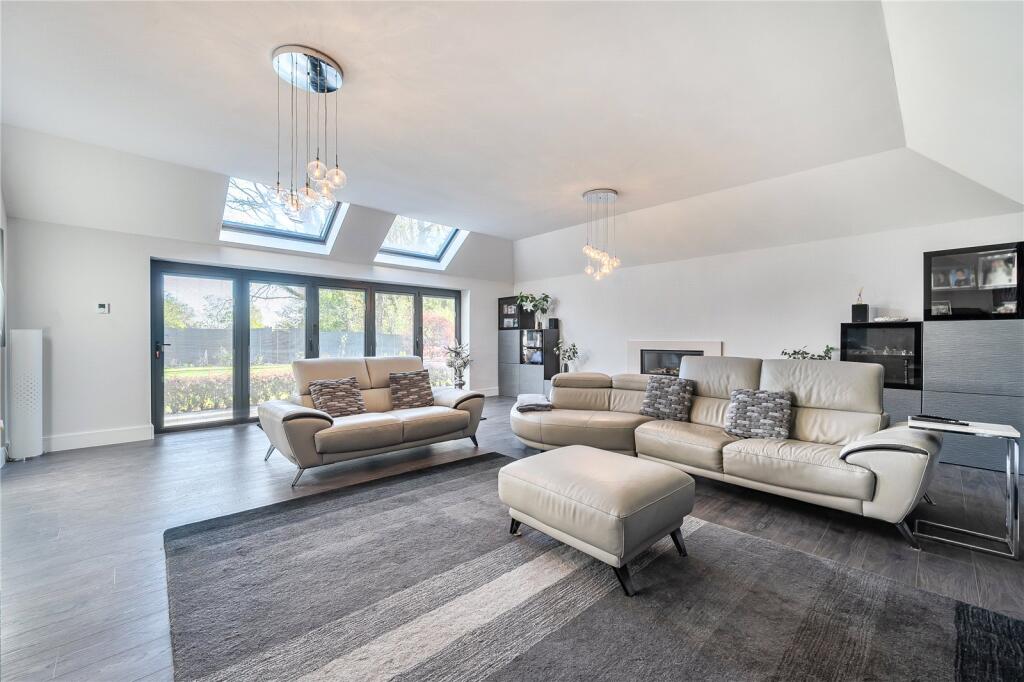 Grove Vale, Chislehurst photo 4