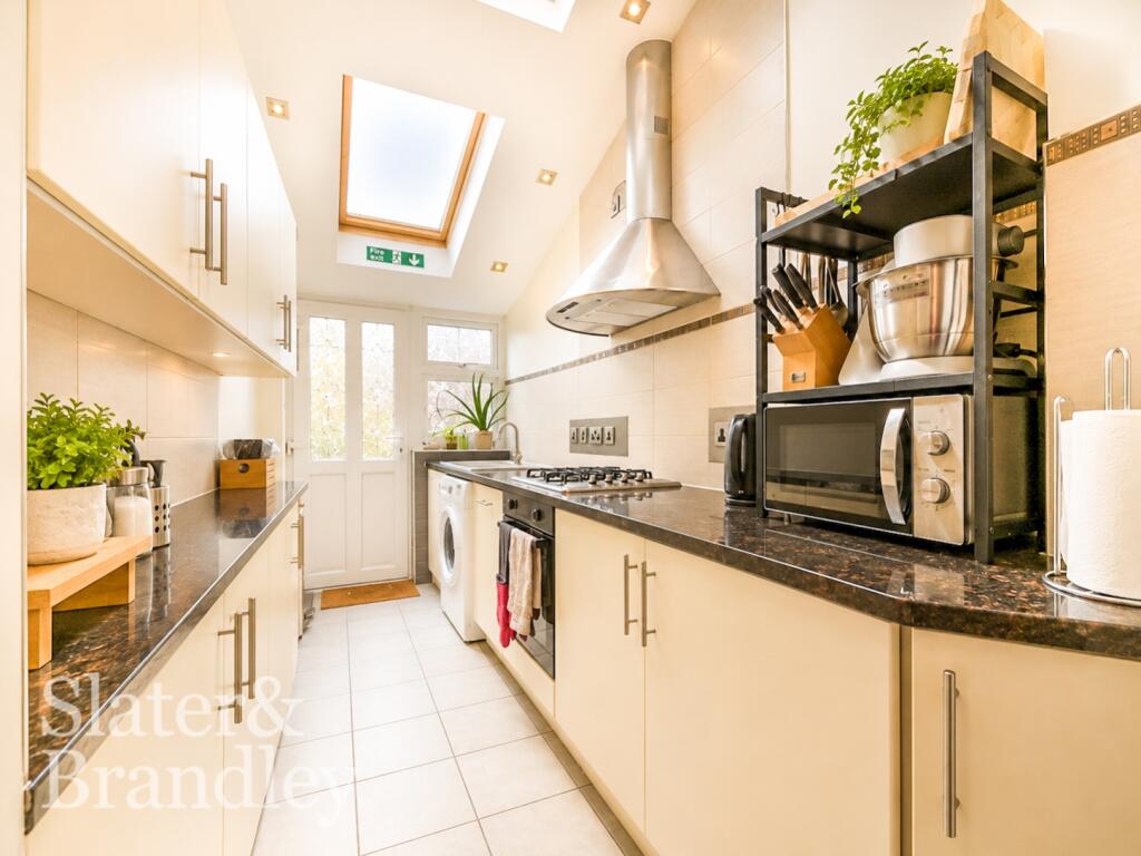 Castle Boulevard, Nottingham, NG7 - View 3