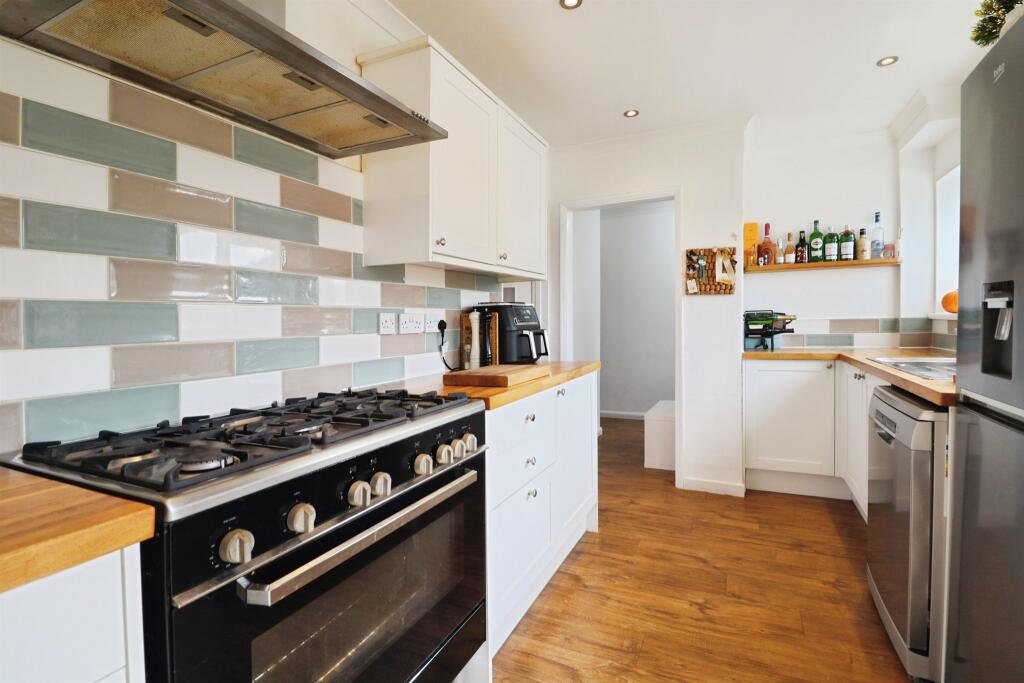 House in Cardiff, Llanrumney - View 4