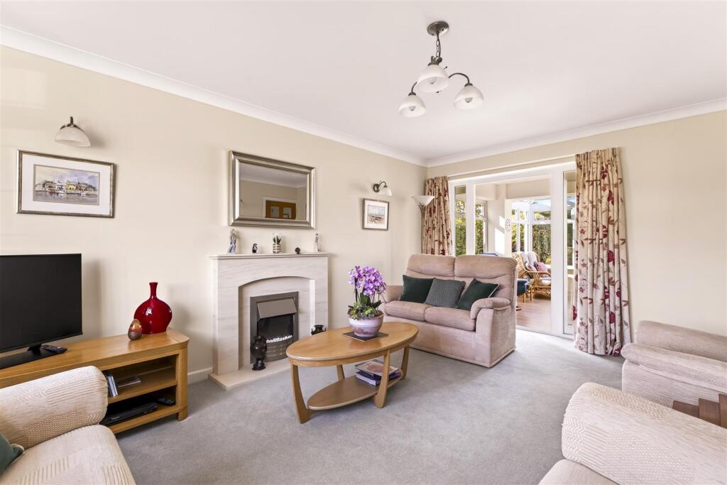 House in Arun, East Preston - View 5