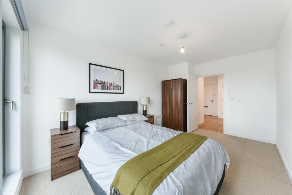 Apartment in London, Chobham Farm, Stratford - More