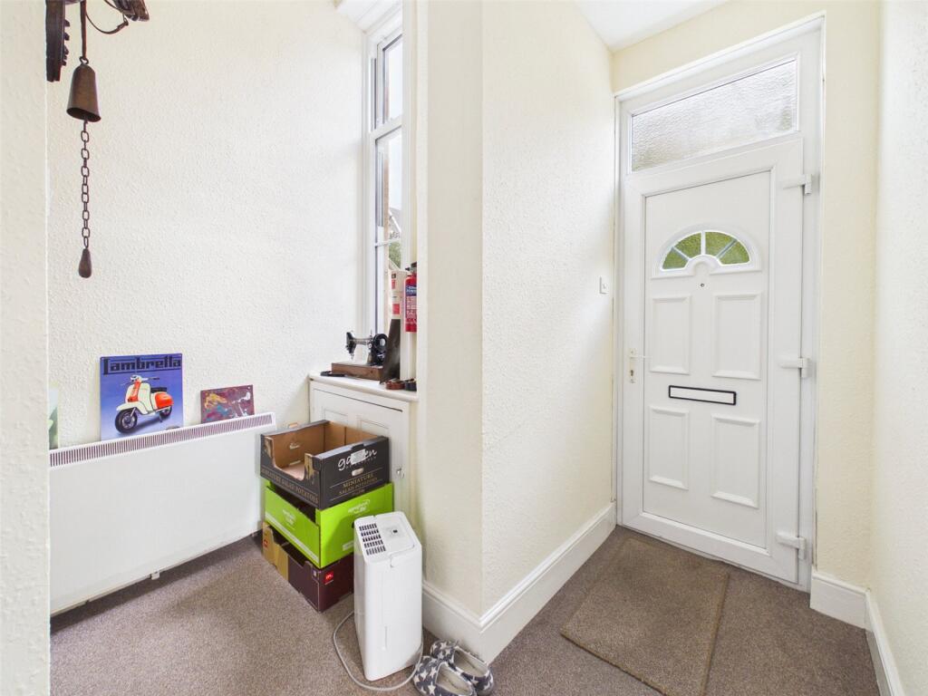 Apartment in Weston-super-Mare, North Somerset - View 5