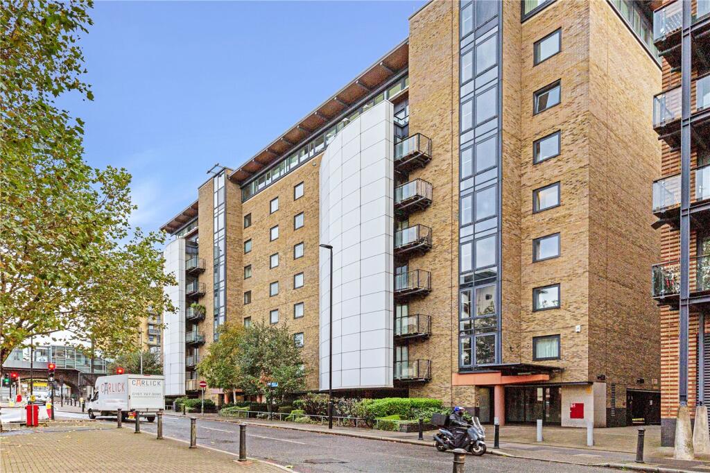 Main image of property: Berglen Court, E14