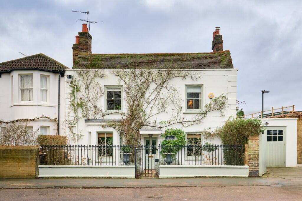 Main image of property: Ham Common, London, TW10