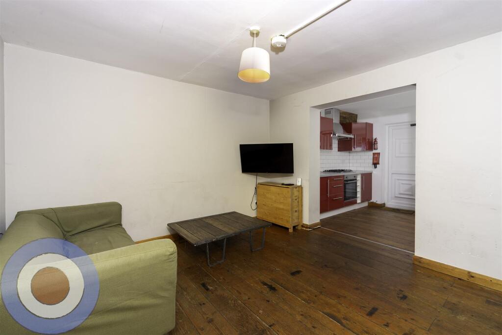 Exbury Street Manchester, M14 6RF photo 5