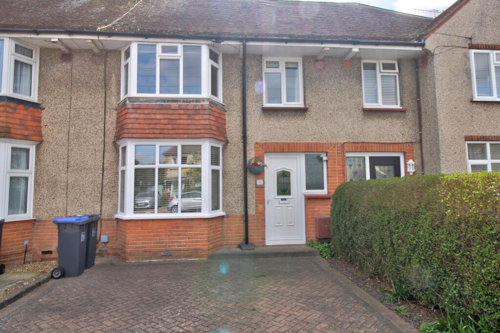 House in Worthing, West Sussex - More