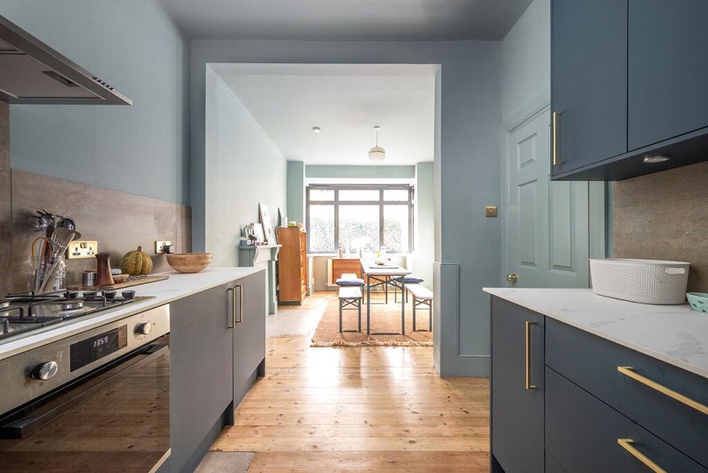 Main image of property: Gordon Road, London, E15