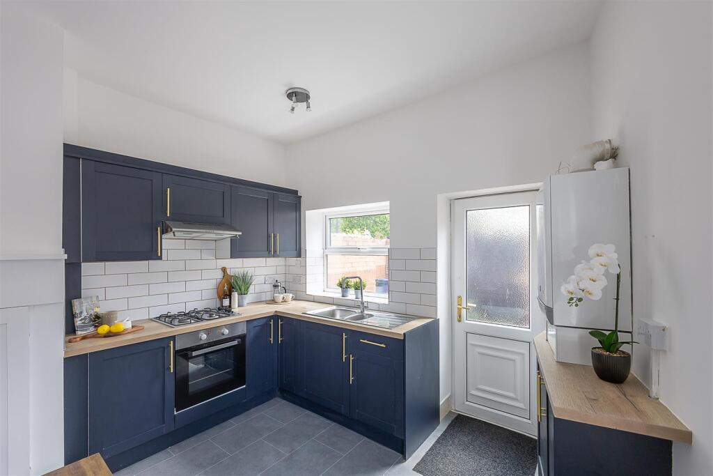 Beaconsfield Street, Fenham, Newcastle upon Tyne - View 3