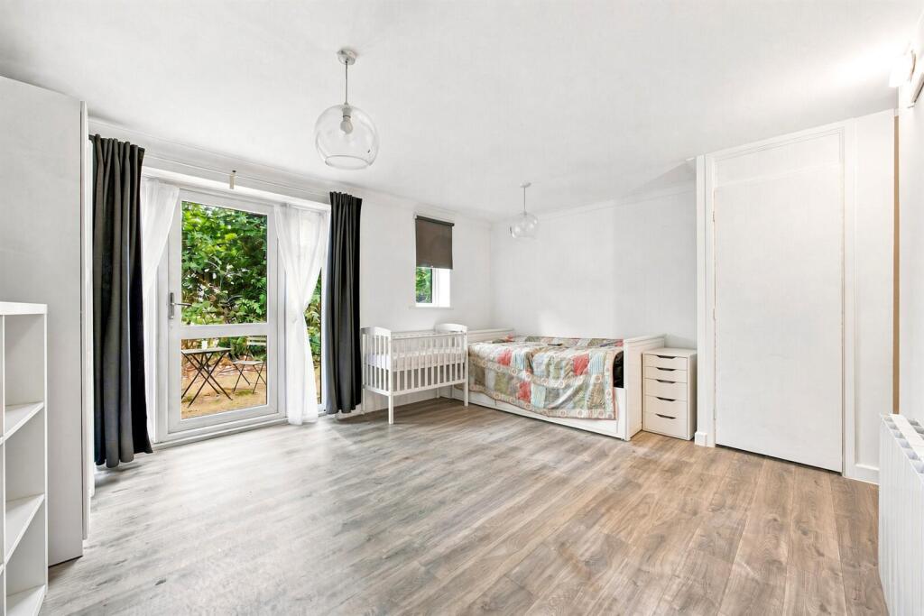 Apartment in London - View 4