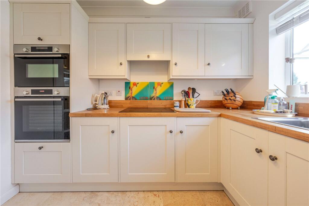 Apartment in Warwick, Milverton, Royal Leamington Spa - View 5