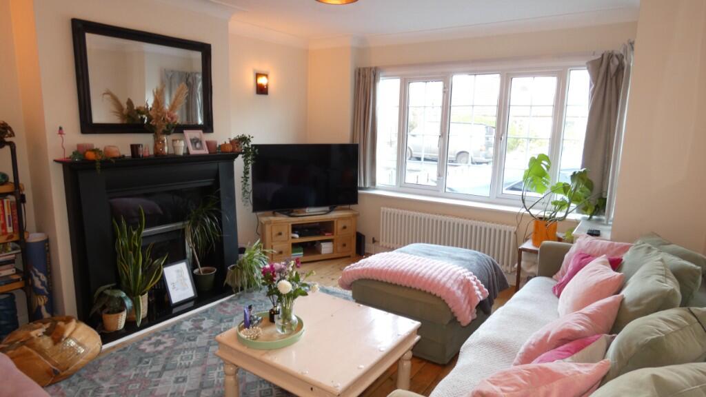 Oakwood Walk, Leeds, West Yorkshire, LS8 photo 2