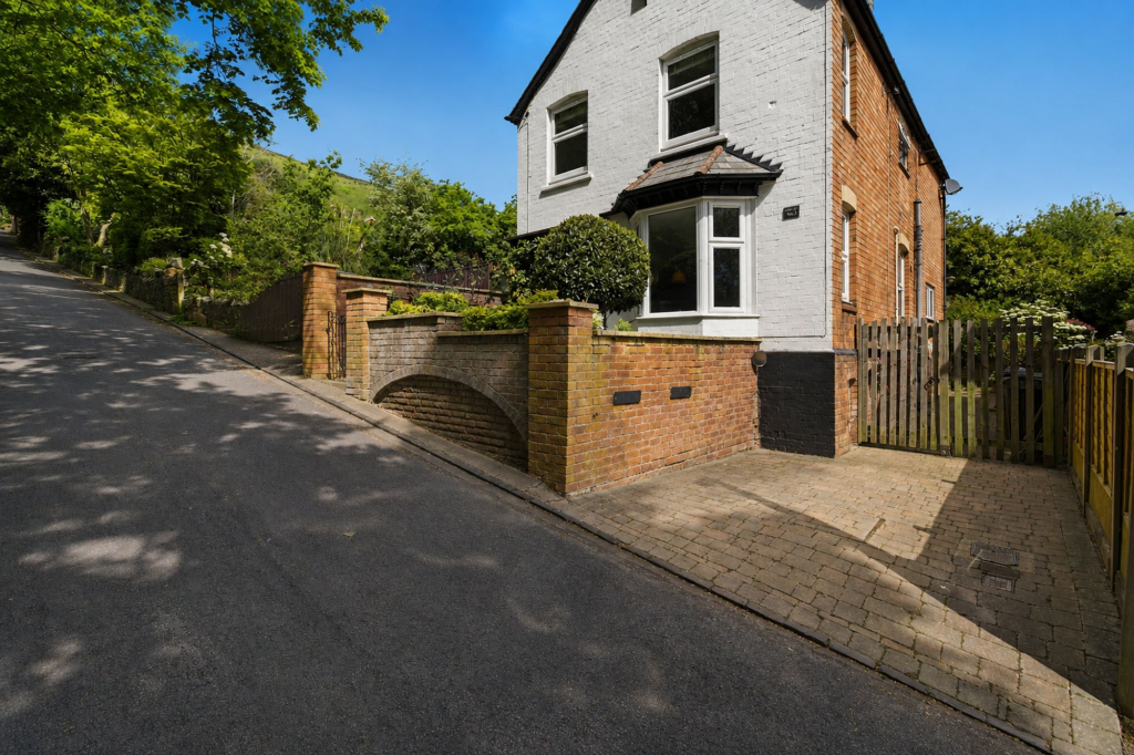 House in Malvern Hills, Malvern Wells - View 5