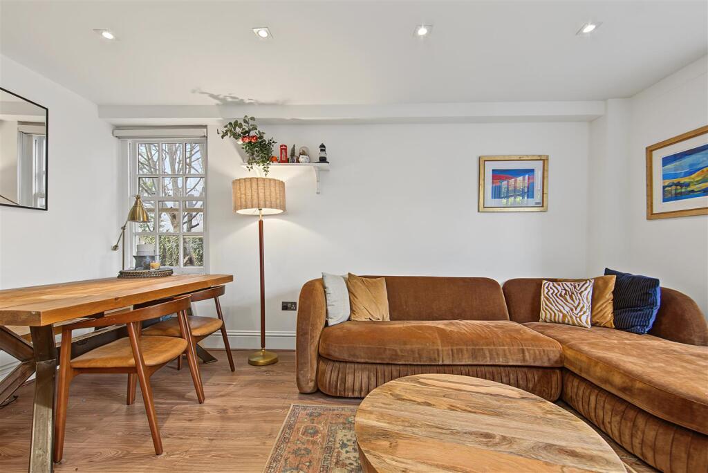 Apartment in London - View 4