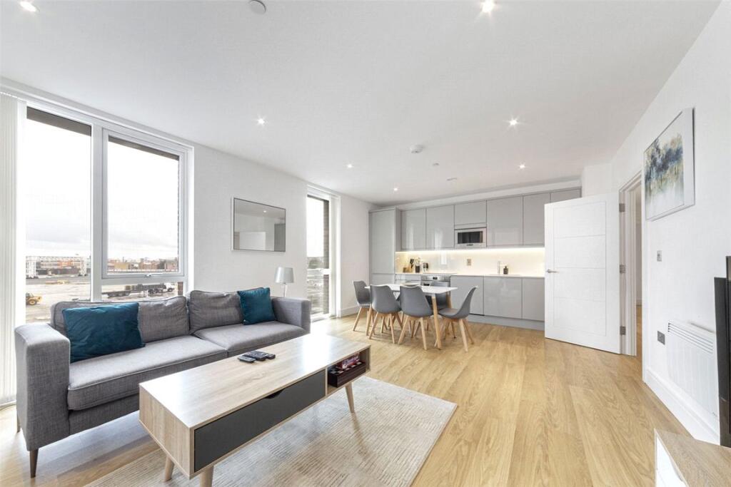 Apartment in Birmingham, Chinese Quarter, Digbeth - View 2