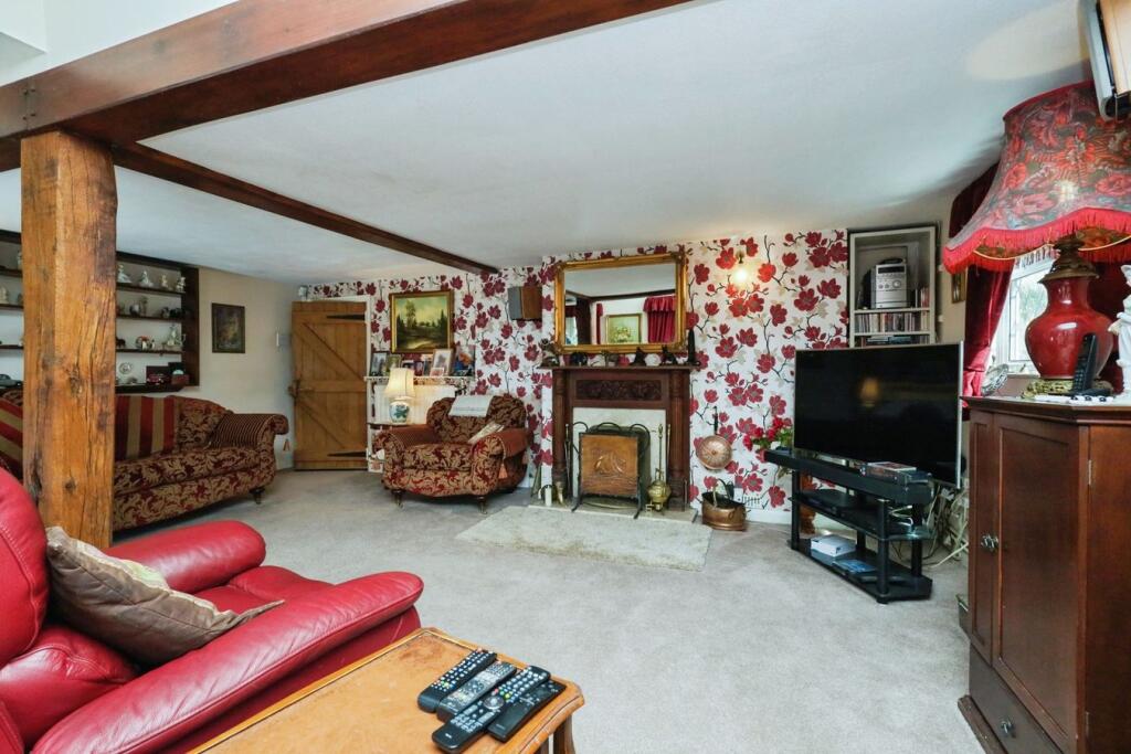 House in Brighton - View 2