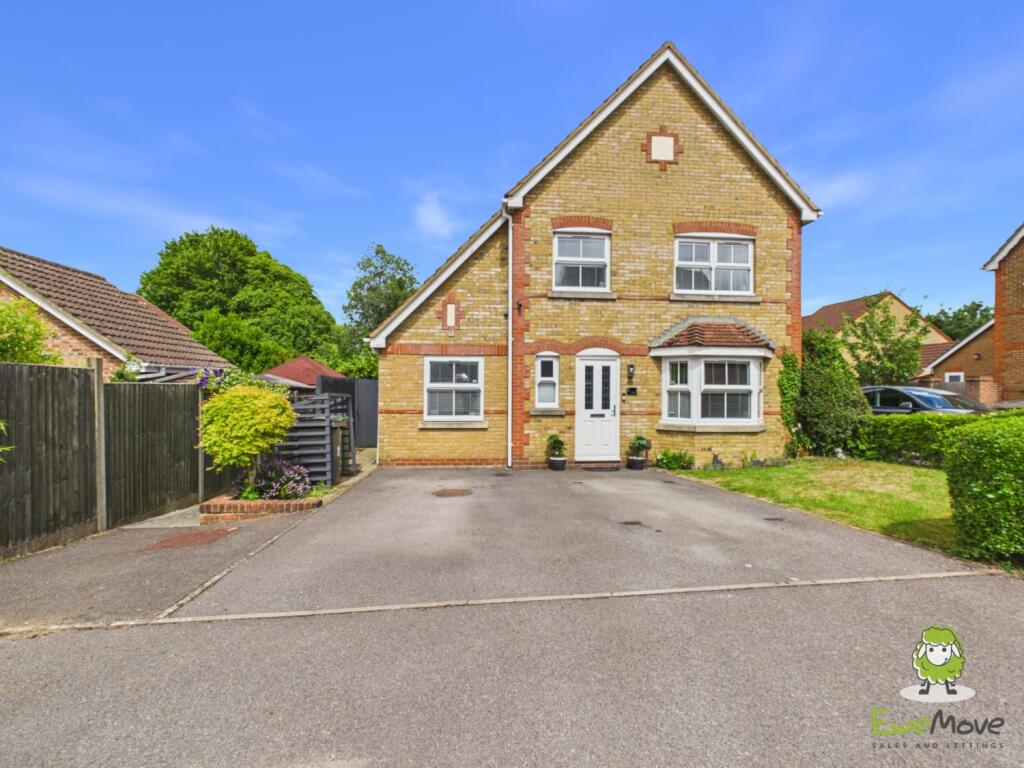 Main image of property: HATHAWAY GARDENS, BASINGSTOKE, HAMPSHIRE, RG24