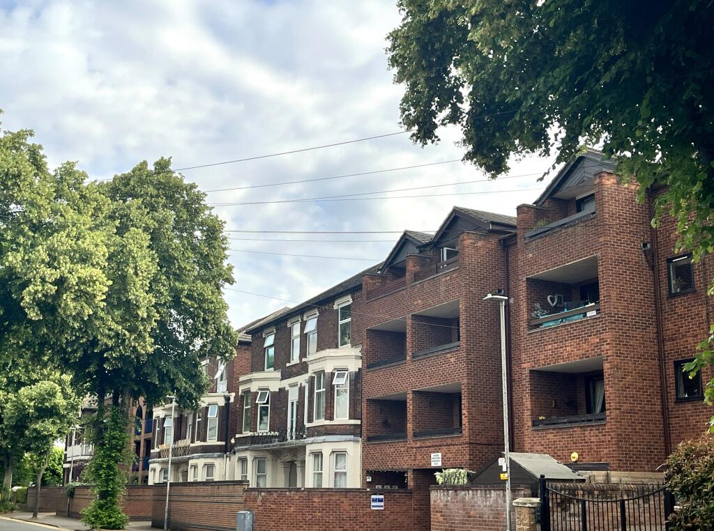 Main image of property: The Covers, Fox Road, NG2