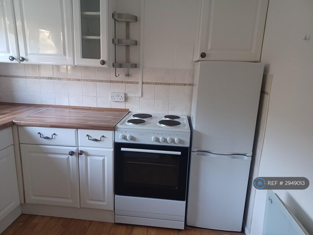 The Grove, Wraxall, Bristol, BS48 - View 5