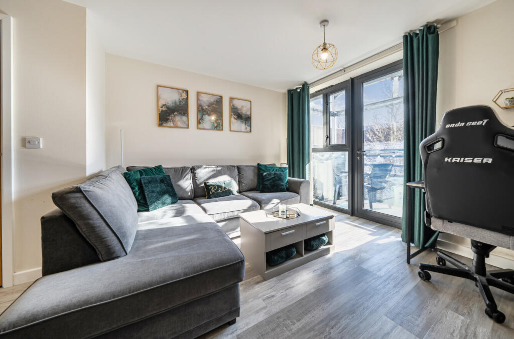 Apartment in Chelmsford, Moulsham - View 3