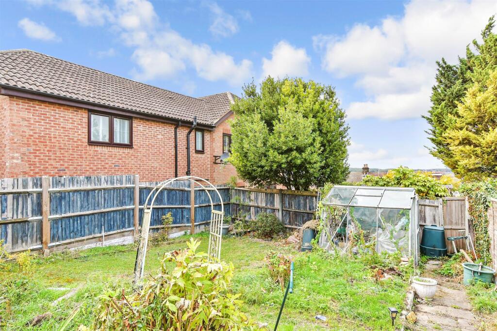 House in Rochester, Kent - View 3
