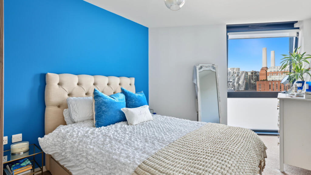 Apartment in London - More
