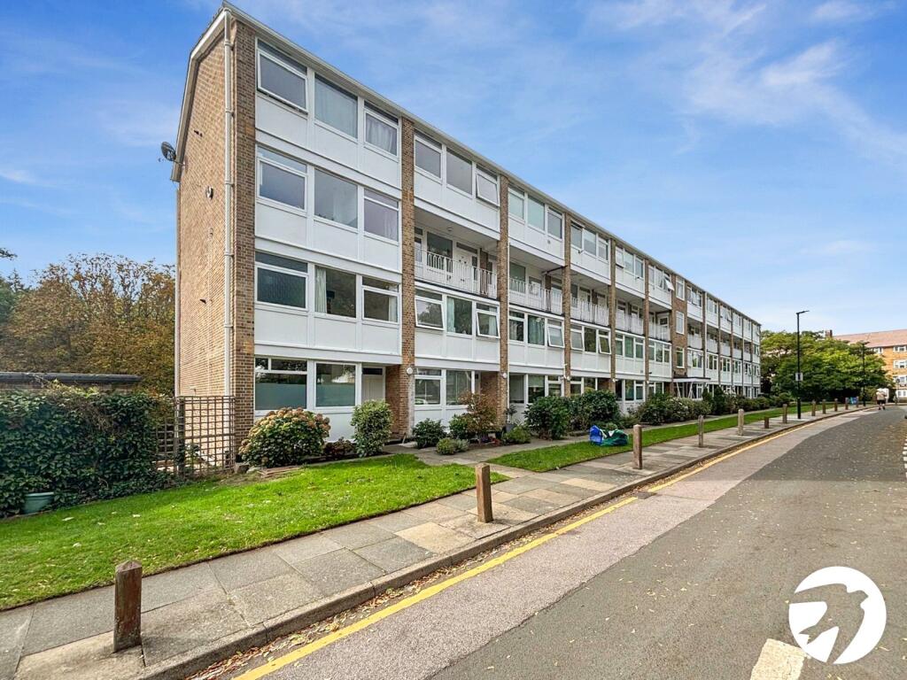Main image of property: Tarnwood Park, London, SE9