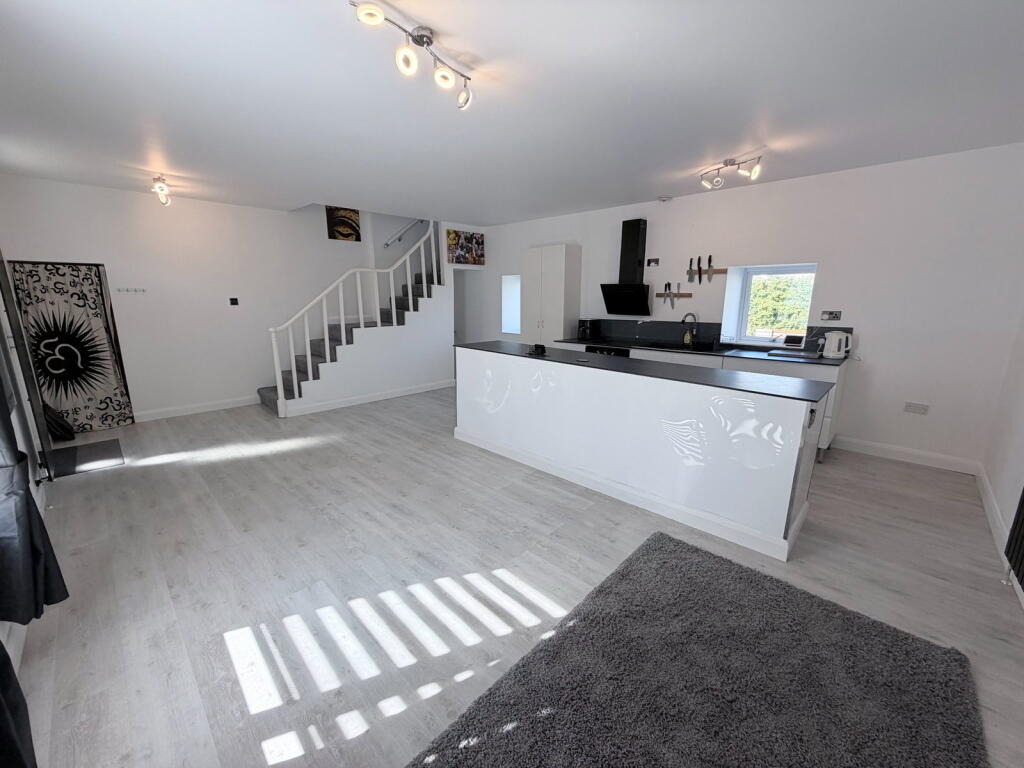 House in Mid Glamorgan, Maesteg - View 5