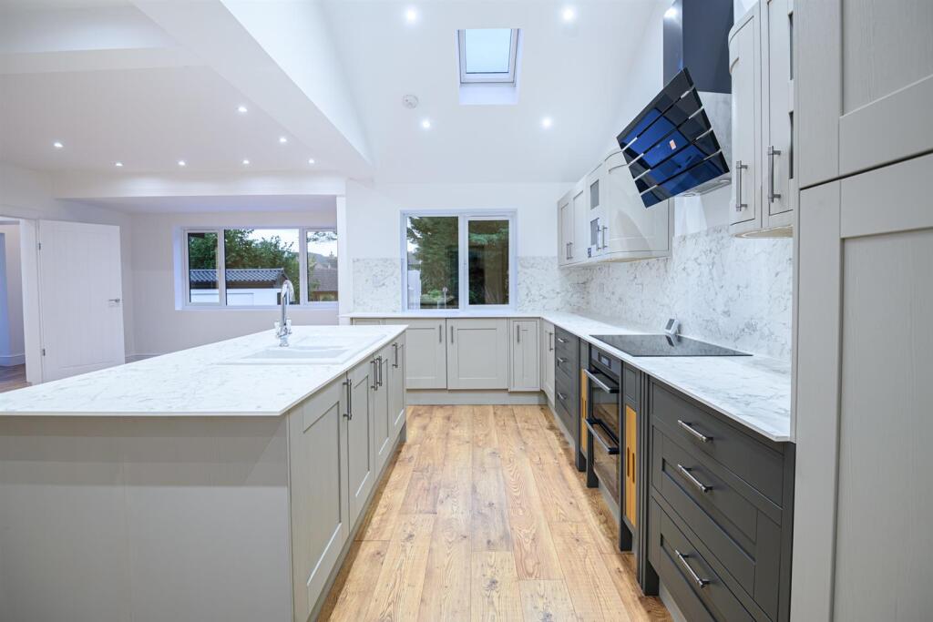 House in Northampton - View 4