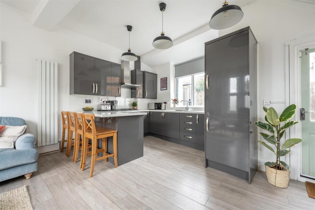 House in London - More