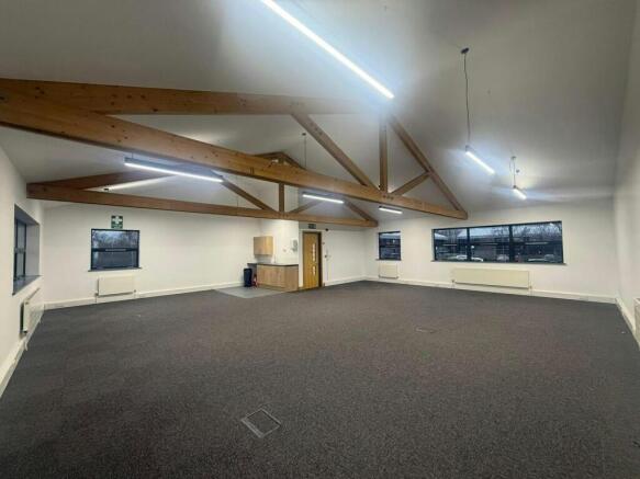 a1e32ad7-f557-4f21-af5c-d032d7c5bcbc.jpg
