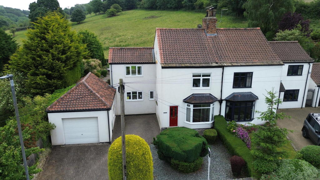 Main image of property: Rose Cottage, Wentbridge, Pontefract